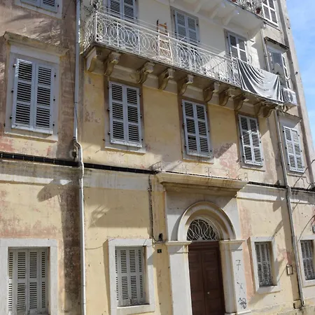 Matty'S Apartment In Corfu Town Exterior photo